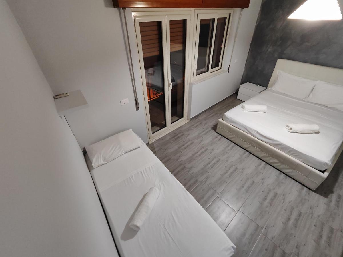 Sicily Travel Apartment'S 2 Giardini Naxos Exterior photo